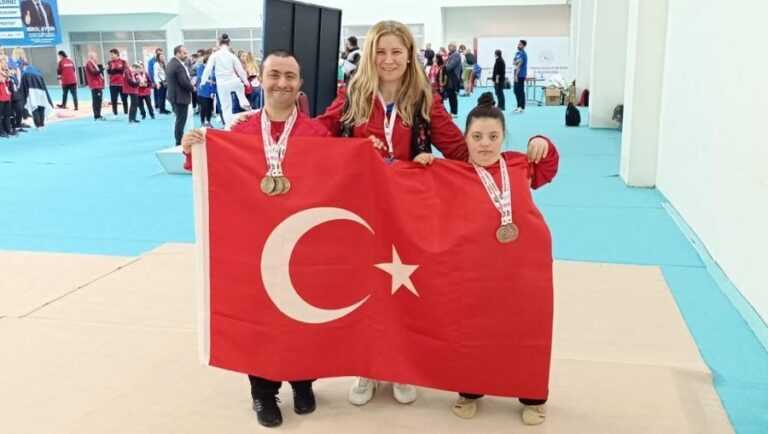 İzmir’in özel çocukları kente başarıyla döndü