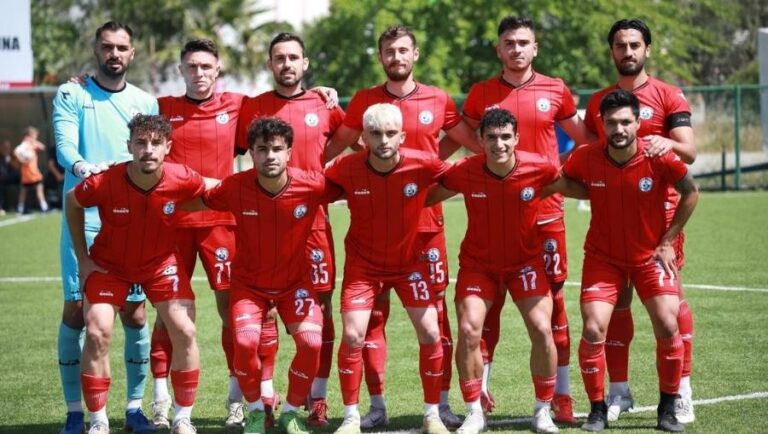 Burhaniye Belediyespor 54 puan ile sezonu 2. sırada tamamladı