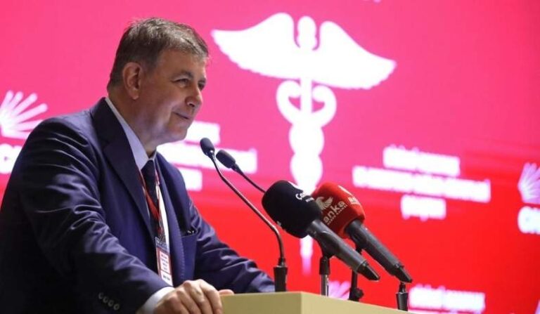 İzmirlilere Ücretsiz HPV Aşısı ve Üreme Sağlığı Hizmet