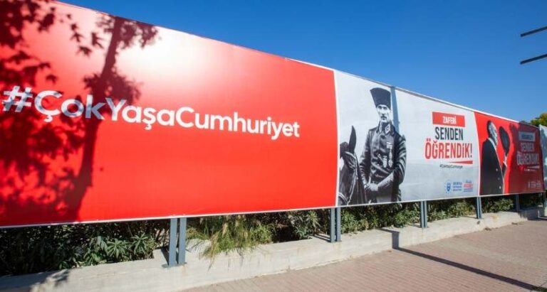 Bursa’yı, Cumhuriyet Coşkusu Sardı