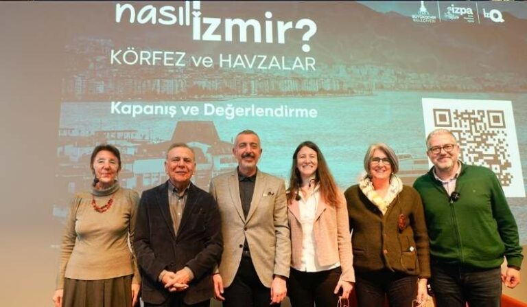 “Nasıl Bir İzmir” Serisinde Körfez Ve Havzalar Konuşuldu