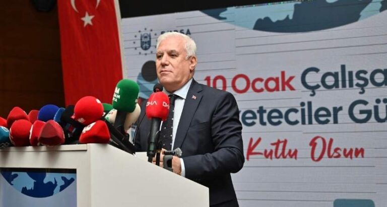 Başkan Bozbey, Çalışan Gazeteciler Günü’nde basın mensuplarıyla buluştu