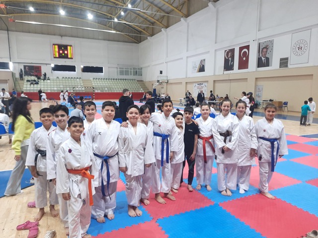 İzmir Şampiyonası’nda Aliağa Rüzgârı