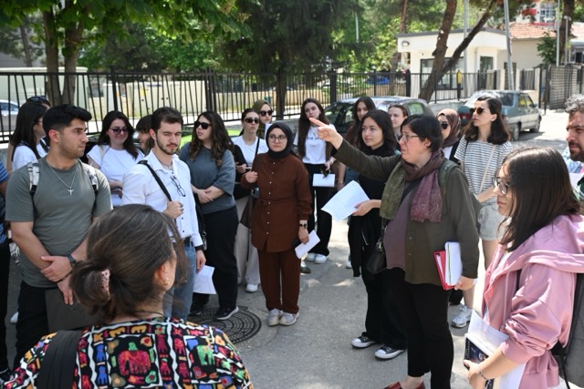 Bursa’ya yaya ve çocuk dostu sokak kazandırılıyor