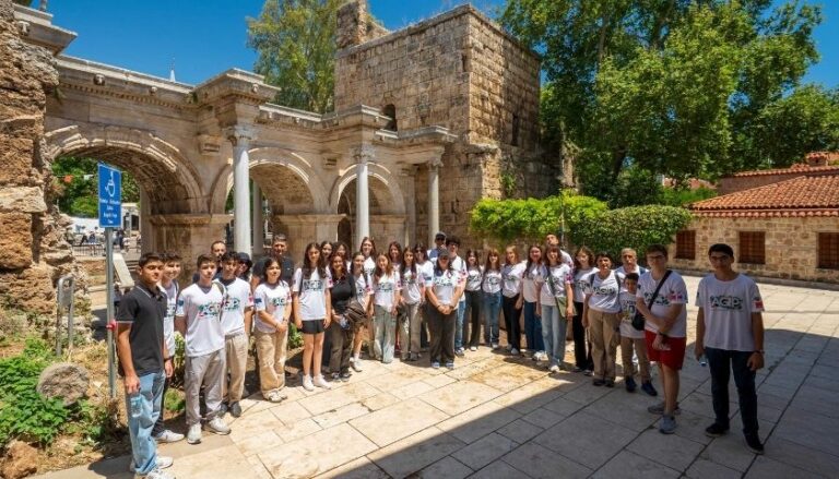 Antalya Genç İklim Liderleri Kıyılar İçin Harekete Geçti