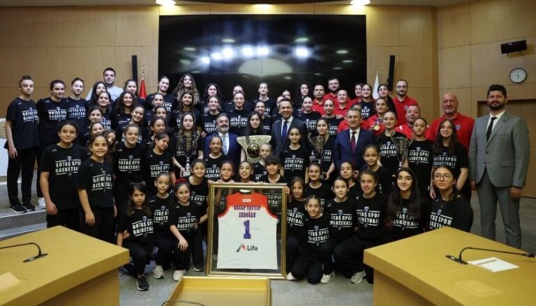 BOTAŞ’ın kız basketbol takımı 4 farklı kategoride Türkiye şampiyonu oldu