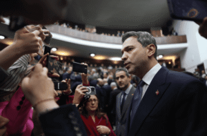 Bakan Bayraktar: Türkiye Enerji Arzında Şu Anda Herhangi Bir Sıkıntı Yaşanmıyor