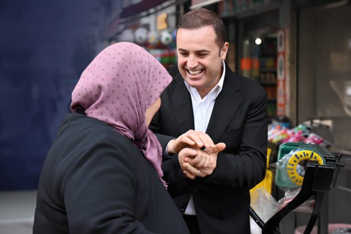 Başkan Ahmet Akın, Yaşlılara Saygı Haftası’nda Toplumsal Sorumlulukları Vurguladı