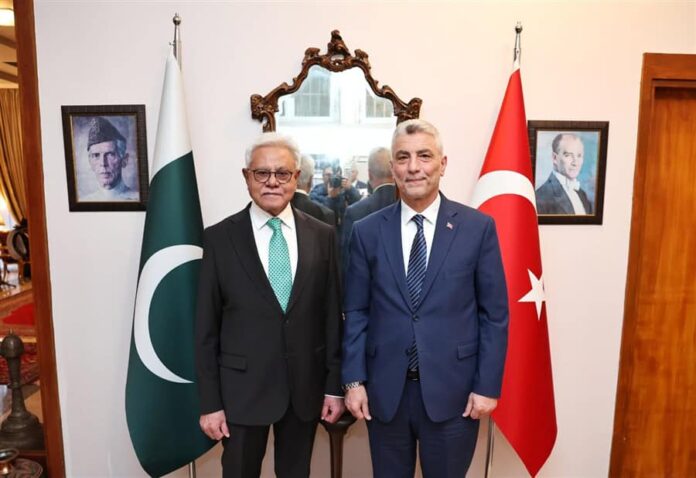 Bakan Ömer Bolat: Türkiye ile Pakistan Arasındaki Ticari ve Ekonomik İşbirliği Derinleşiyor